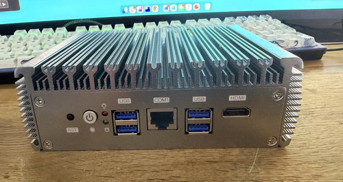 Fanless mini intel - fanless, 3865u