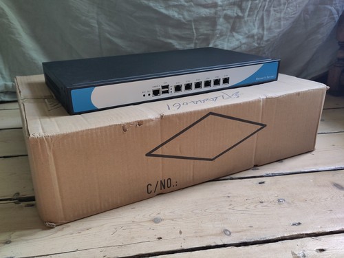 Rackmount network server - 1u,